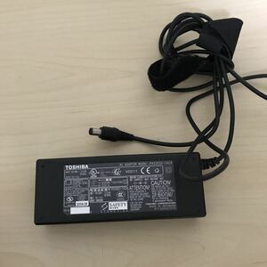 TOSHIBA aACアダプター PA3283U-1ACA 15v 5a