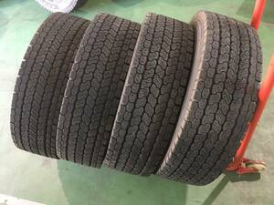 k785-0-12 ☆245/70R19.5 中古4本♪ヨコハマ ZEN902ZE 2018/2016年製 スタッドレスタイヤ　k160