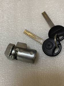 新品 TRELOCK E-BIKE BATTERY LOCKS シマノ バッテリー ロック