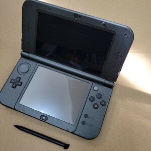 64。new Nintendo 3DS LL ニューニンテンドー3DS LL 本体のみ タッチペン付き メタリックブラック 通電確認あり/初期化済 