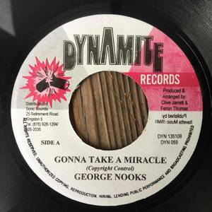 ★送料込み！試聴!美盤!2002!Alton Ellis、Ken Bootheも歌ったThe Royalettesのcover【George Nooks/Gonna Take A Miracle】7inch Dynamite