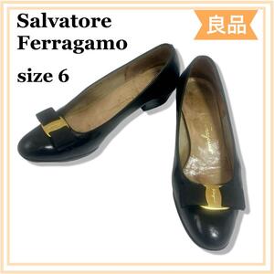 正規品　Salvatore Ferragamo　サルヴァトーレ フェラガモ ヴァラ リボン パンプス 6 23.5cm. 黒　BLACK ゴールド　送料無料