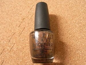 補償付き●在庫僅か●ホリデー限定廃盤●OPI●Ｃ０８　Warm & Fozzie　●マペッツ コレクション　　キラキラ輝くカッパーブラウン　