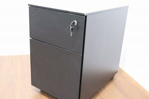 J9543◆cassina ixc./カッシーナ◆エアフレームAFDRAWER◆デスクワゴン◆鍵付◆2段引出◆イクスシーR＆D