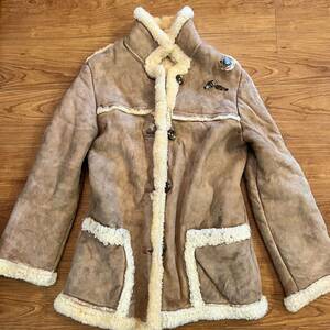 イギリス製　ヴィンテージ　ムートンコートGENUINE SHEEPSKIN ボアジャケット ベージュ 古着 ヴィンテージ　ユニセックス　細身