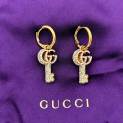 ✨超希少・美品✨GUCCI ダブルG キー モチーフ フープピアス クリスタル