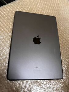 iPad Air 第3世代 3rd generation Apple Wi-Fiモデル スペースグレイ 初期化済み ２