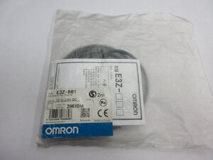 00482　OMRON　アンプ内蔵形光電センサ（小型）　E3Z-R61 2M