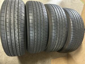 ★中古　4本　YOKOHAMA BluEarth-XT AE61　ヨコハマ　ブルーアース　２２５　６５　１７（21年）