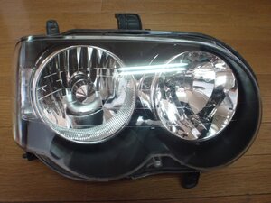 ムーヴ　カスタム　Ｌ１５０Ｓ　Ｌ１６０Ｓ　右ライト　ヘッドライト　運転席側　１００－５１７３７　ＨＩＤ