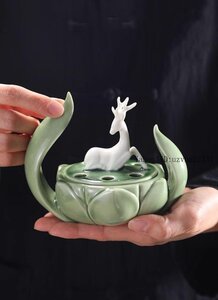 一鹿蓮升香炉 陶磁器 香炉 香道具装飾品 工芸品 美術品 置物