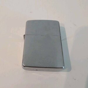 0601 ジッポー　Zippo　1985年製　シルバー　ガスライター　着火未確認　縦6ｃｍ横4ｃｍ