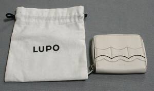 ★美品　LUPO　ルポ　コインケース　カード入れ　財布　ファスナー　アイボリー オフホワイト 薄ベージュ系★