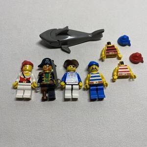 TM3 LEGO 南海の勇者 ミニフィグ 船長 海賊 サメ等 まとて D