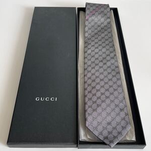 グッチ（GUCCI）グレーシェリーラインストライプインターロッキングGG柄ネクタイ