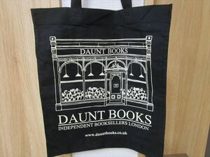 新品未使用 ドーントブックス(Daunt Books)トートバッグ(両面同一柄（ブラック）コットン・イン・コンバージョン素材インド製(ロンドンLO83