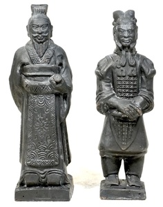 中国古玩　中国古美術　唐物　 陶器製　兵馬俑　秦の始皇帝像　 高さ13cmの小ぶりなサイズ　エステートセール KNA