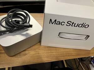 Mac Studio Apple M1Ultra メモリー64GB　4TBSSD　中古 動作良好