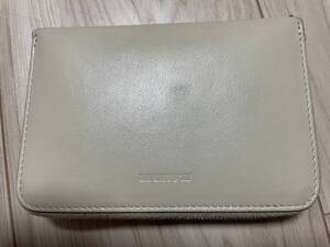 JIL SANDER 2022SS 財布　色番号253 女性が使用しておりました。