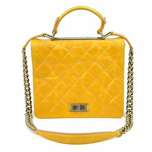 シャネル CHANEL ハンドバッグ ショルダーバッグ 2.55 マトラッセ レザー/メタル イエロー/ゴールド e56984a