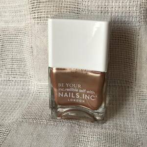 NAILSINC　ネイルズインク　ココ フォー リアル アイム フォンデュ ユー 14ｍl ☆おすすめ☆ ゴールドパール系ライトベージュ 速乾 人気色