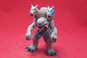 ガルベロス ウルトラマンネクサス 大怪獣タグ版 2011 ソフビ USED 同梱可