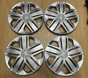 新車外し.美品☆HONDA ホンダ純正☆GK系 フィット☆純正ホイールキャップ 15インチ☆4枚set☆