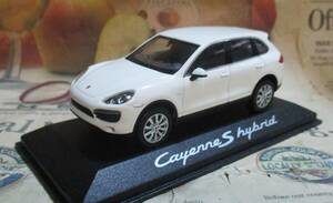 ☆激レア絶版*世界30台*Minichamps*1/43*Porsche Cayenne S Hybrid 2010 ホワイト*Porsche Engineering