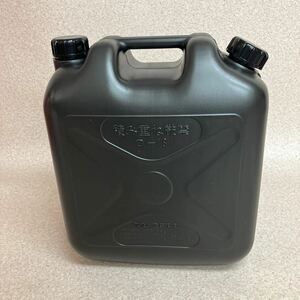 Z2053 未使用 美品 保管品 レア 灯油用 タンク 灯油缶 ポリタンク 18L 黒 おしゃれ 灯油タンク 現状販売