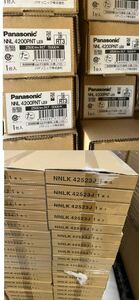 【40個セット即納】Panasonic【NNLK42523J】照明器具+【NNL4200PNT LE9】LEDライトバー 