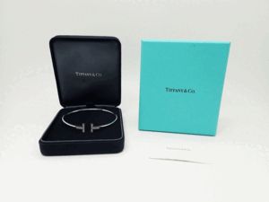 TIFFANY&Co. ティファニー Tワイヤー バングル ダイヤモンド ラージ K18WG ホワイトゴールド 0.24ct 新品同様 送料無料！！