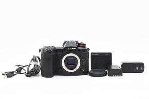 良品 Panasonic DC-G9-K ボディ ブラック バッテリーチャージャー付き！