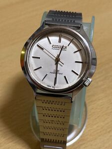 稼働ジャンク CITIZEN ハイソニック 3720-375017Y シチズン 音叉時計 メダリオン