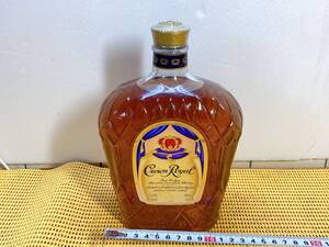 未開栓　貴重　Crown Royal　クラウンローヤル　1L　1000ml　40％　カナディアンウイスキー　ウイスキー　お酒　現状品