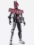 中古フィギュア S.H.Figuarts(真骨彫製法) 仮面ライダーディケイド コンプリートフォーム 「仮面ライダーディケイド」