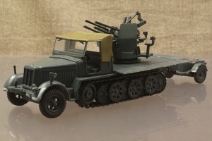 ★ドイツSd.Kfz.7/1 8ｔ牽引ハーフトラック + Sd.Ah.51 トレーラー　1/72　133002