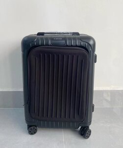 RIMOWA リモワ ESSENTIAL SLEEVE Cabin 機内持ち込み用スーツケース スーツケース 20インチ 37 リットル ブラック