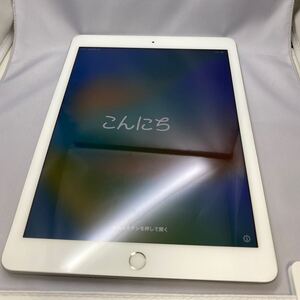 717 Apple iPad (5th generation) Wi-Fi 32GB SILVER A1822 Apple 