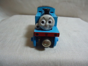 即決　ＵＳ　2003年製　きかんしゃ　トーマス　THOMAS　トーマス　機関車　木製　ミニカー　8.5センチ　GULLANE社製　ライト点灯