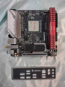 中古動作品：GIGABYTE B450I AORUS PRO WIFI + Ryzen5 3400G + CORSAIR DDR4-2666 16GB 