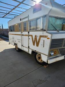 1970 D18 Winnebago　ウィネビーゴ