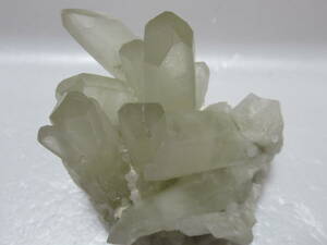 水晶　結晶　原石　Q