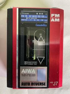 AIWA アイワ HS-J7 レッド FM/AMステレオ ラジオカセット レコーダー CassetteBoy ラジオアンテナ　カバー付き 通電不可　ジャンク