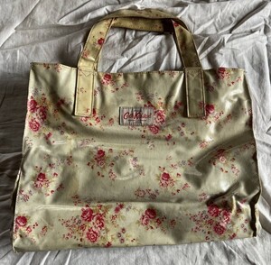 キャスキッドソン Cath Kidston 　ハンドバッグ　エナメル　定番　トート