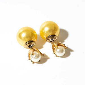 ★「Christian Dior」 tribal pearl × crown earrings