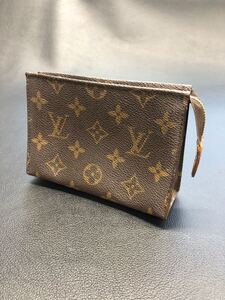 LOUIS VUITTON ルイヴィトン モノグラム　ポッシュトワレット15 ポーチ　小物入れ