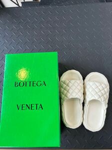 BOTTEGA VENETA ボッテガ　ヴェネタ　サンダル　サイズ37 ホワイト　