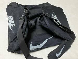 ナイキ NIKE スポーツバッグ ダッフルバッグ ボストンバッグ 旅行 通学 2way 鞄 ブラック 