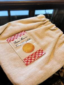 Bonne Maman La petite galette 可愛い　ハンドメイド　布　財布！