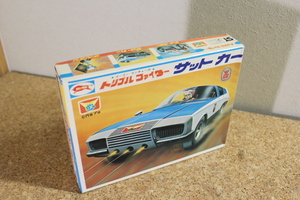 ブルマァク　トリプルファイター　サットカー　プラモデル　（小）